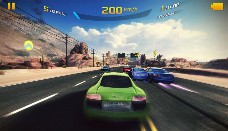 Asphaj 8 patří mezi nejlepší automobilové závodní hry pro Android