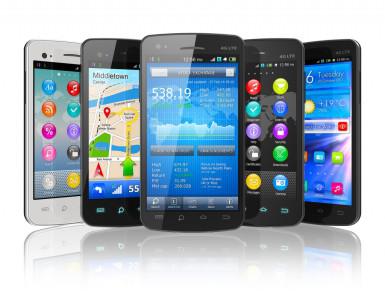 TOP 10 nejlepších mobilních telefonů s Androidem za cenu pod 5000